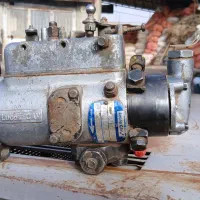 پمپ گازوئیل و سرسیلندر تراکتور