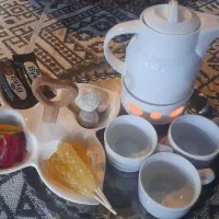 قوری و اردوخوری و فنجون