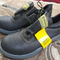 دو جفت کفش کار سایز 41|کیف، کفش، کمربند|فردیس, شهرک ۱۱۰|دیوار