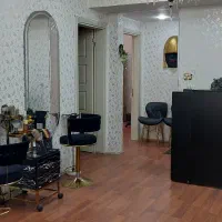 ناخن کار حرفه ای