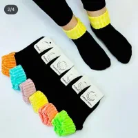 انواع جوراب و پاپوش زمستانه