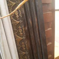 کتیبه و چوب پرده