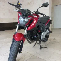 پیشرو پارس 200، بنلی، آپاچی، هندا، پیشتاز