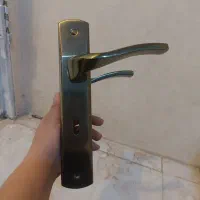 دستگیر قفل درب شیر