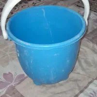 سطل حراجی  خوراک دام گلدان سطل زباله|ظروف نگهدارنده، پلاستیکی، یک‌بارمصرف|نجف‌آباد, ویلاشهر|دیوار
