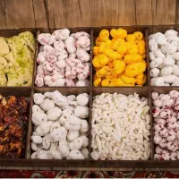 فروش محصولات سوغات(خوراکی) ویزیتور حظوری)