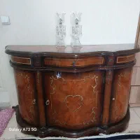 کنسول و بوفه و شمعدان