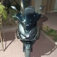 کی وی ویئسته ۲۵۰ سی سی