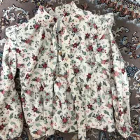 تعدادی کیف کفش لباس کاپشن