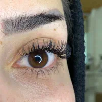 اکستنشن مژه و لیفت و لمینت مژه و ابرو|خدمات آرایشگری و زیبایی|بندر انزلی, جهانگانی|دیوار