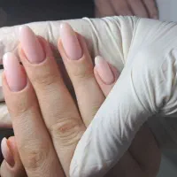 کاشت واموزش ناخن ترمیم لمینت ژلیش پاسرعتی وماندگار|خدمات آرایشگری و زیبایی|مشهد, گاز|دیوار