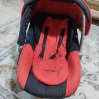 صندلی بچه