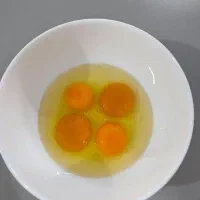 تخم مرغ محلی خاص و کاملا طبیعی|خوردنی و آشامیدنی|مشهد, سپاد|دیوار