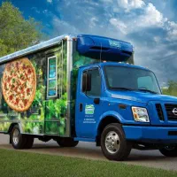 راننده نیسان یخچالدار