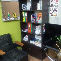 در حد آک کتابخانه چوبی دوقلو میز تحریر