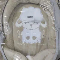 آغوشی (سوئیسی)نوزاد