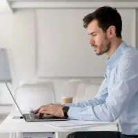 مدارک پیشتاز