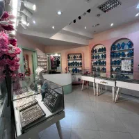 واگذاری مغازه اکسسوری بدلیجات ب علت مهاجرت|اجارهٔ مغازه و غرفه|گرگان, |دیوار