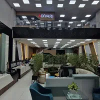 به یکنفر آبدارچی آقا ظاهری وکاری منظم واراسته