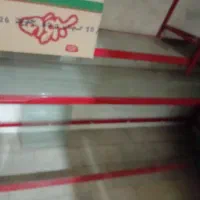 ویترین مغازه