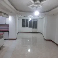 فروش واحد ۱۰۵متردوخواب پارکینگ شهرک رسالت ط همکف