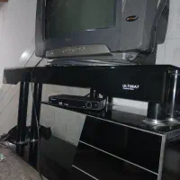 تلوزیون ال جی به همراه دیجیتال و میز