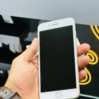 آیفون 8 پلاس بسیار تمیز در حد آک|موبایل|اصفهان, جلفا|دیوار