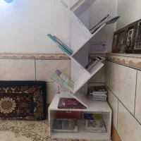 کتابخانه و جا ادویه ای