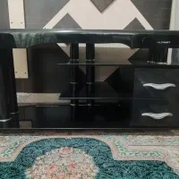 میز تلویزیون شیشه