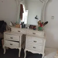 آیینه دراور و پاتختی