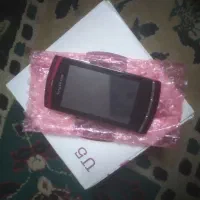 گوشی سالم با کارتون