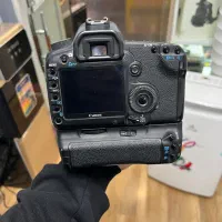 5D mark2 grip battery 50mm در حد آکبند|دوربین عکاسی و فیلمبرداری|تهران, صادقیه|دیوار