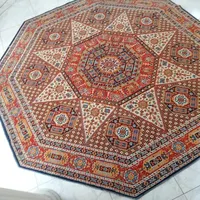 یک عدد فرش هشت ضلعی
