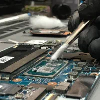 مرکز فوق‌تخصصی تعمیرات و خدمات کامپیوتری|خدمات رایانه‌ای و موبایل|بندرعباس, |دیوار