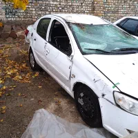 رانا ۹۵ تصادفی|خودرو سواری و وانت|مشهد, اقبال|دیوار