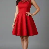 مدلینگ لباس