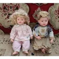 دوعدد عروسک زیبا یکی آوازه خوان و صورتی بی صدا