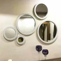 . گلدان با گل .