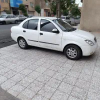 تیبا یک صندوق دار