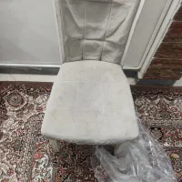 شش عدد صندلی چوبی