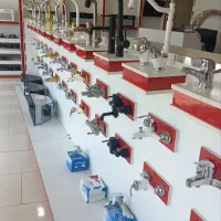 تعویض شیرآلات کهنه با نو/ هود/ سینک/ گاز