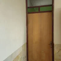 درب چوبی با چهارچوب آهنی