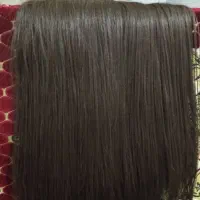یک عدد مو مصنوعی