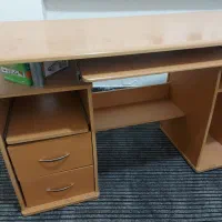 میز کامپیوتر