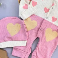 لباس نوزادی و بچگانه قیمت مناسب|کفش و لباس بچه|فولادشهر, مسکن مهر فولادشهر|دیوار