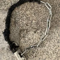 قفل زنجیر قفل کتابی موتور و اگزوز ۲۰۰ هندا تیزرو|قطعات یدکی و لوازم جانبی|قم, بنیاد|دیوار