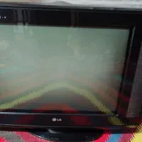 تلویزیون ال جی بسیار زیبا خوب هست قیمت ۶۰۰
