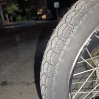 موتور هندا|موتورسیکلت|ری, جوانمرد قصاب|دیوار