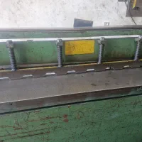 دستگاه گیوتین ۲میل برش