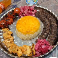 پخت غذای ارزان و با کیفیت برای مجالس و ادرات و...|خدمات پذیرایی، مراسم|سمنان, |دیوار